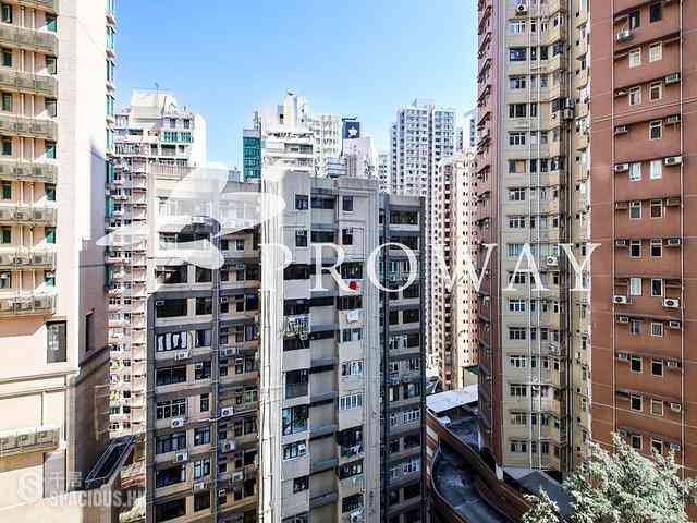 Mid Levels Central - Emerald Court 02