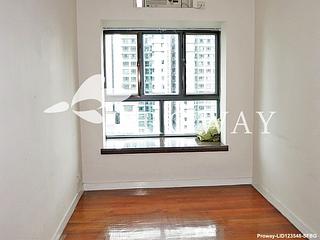 Mid Levels Central - Winsome Park 07