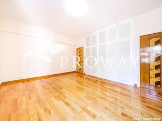 Mid Levels Central - Emerald Court 07
