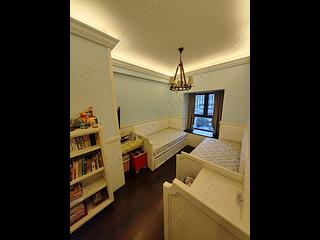何文田 - Dunbar Place 12