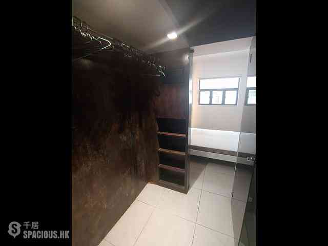 Soho - 31, Staunton Street 18