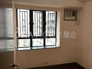 Mid Levels Central - Robinson Heights Block 1 03