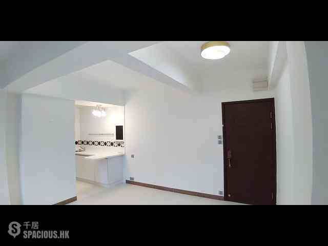 Sai Ying Pun - Tat Hing Building 01