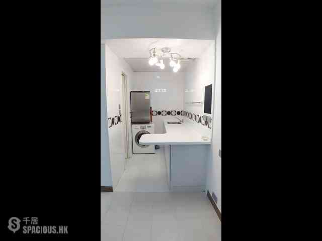 Sai Ying Pun - Tat Hing Building 06