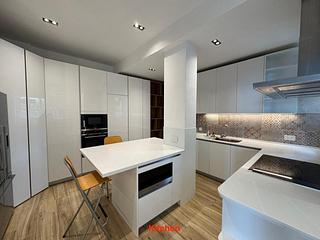 The Peak - La Hacienda Block A 16