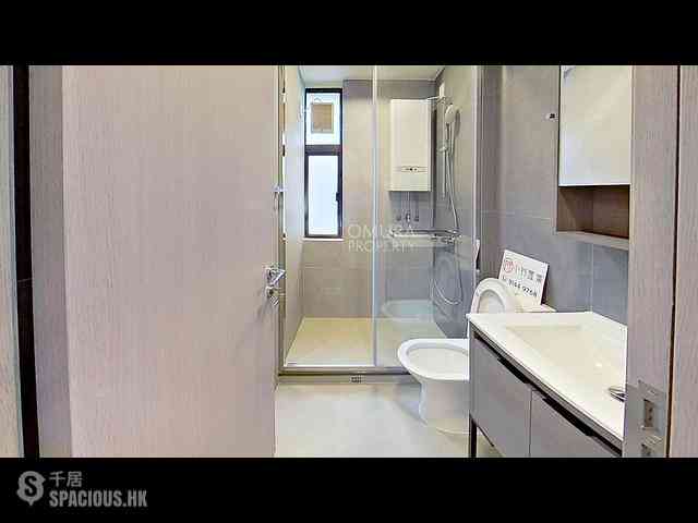 Wan Chai - Hang Shun Mansions 11