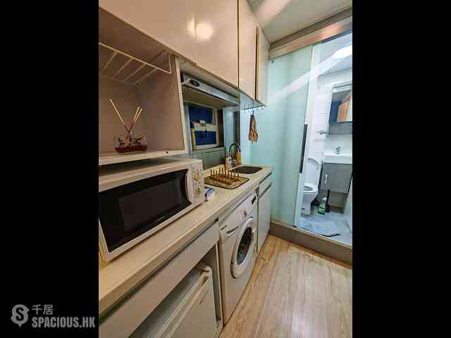 Causeway Bay - Kwong On Building 06