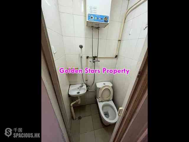 Sai Ying Pun - 264-268, Queen's Road West 03