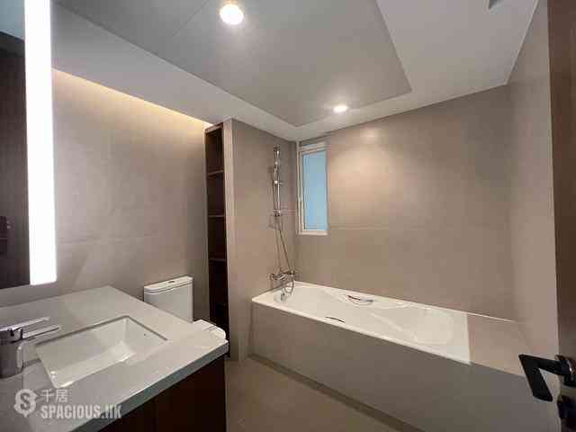 Chung Hom Kok - Hillgrove 12