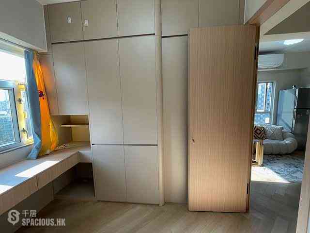 Kennedy Town - Sands Building 07