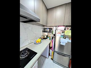 Tseung Kwan O - The Pinnacle Block 3 10