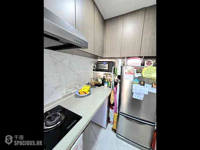 Tseung Kwan O - The Pinnacle Block 3 10