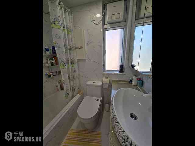 Tseung Kwan O - The Pinnacle Block 3 15