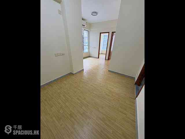 Shau Kei Wan - Galaxy Plaza 03
