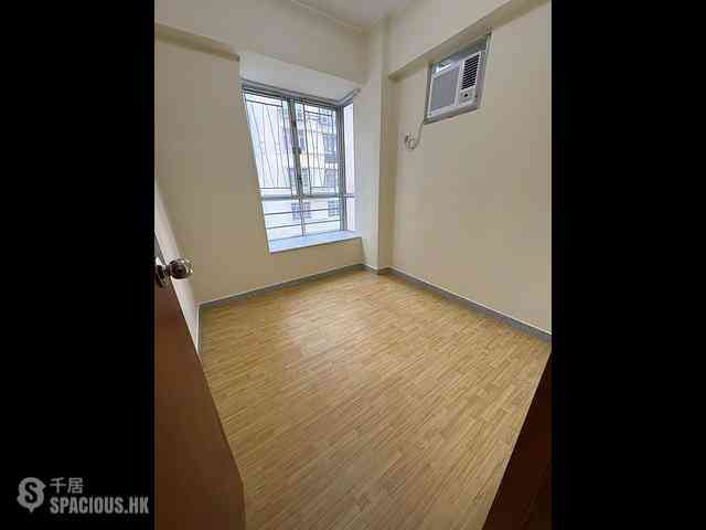 Shau Kei Wan - Galaxy Plaza 05