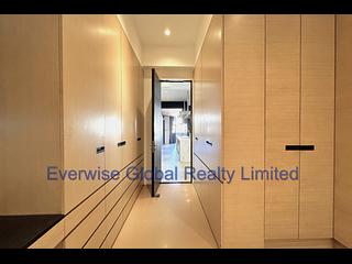 Happy Valley - Sanitarian Apartments 17