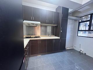 Mid Levels Central - Robinson Heights Block 2 05