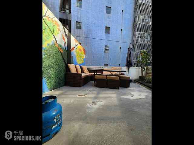 Central - 41-43, Gough Street 21