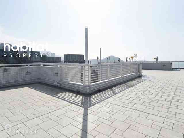 Shouson Hill - Hau Yuen 01