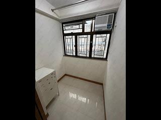 Mid Levels West - Hing Wah Mansion Block B 36