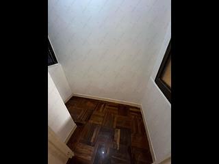 Mid Levels West - Hing Wah Mansion Block A 06
