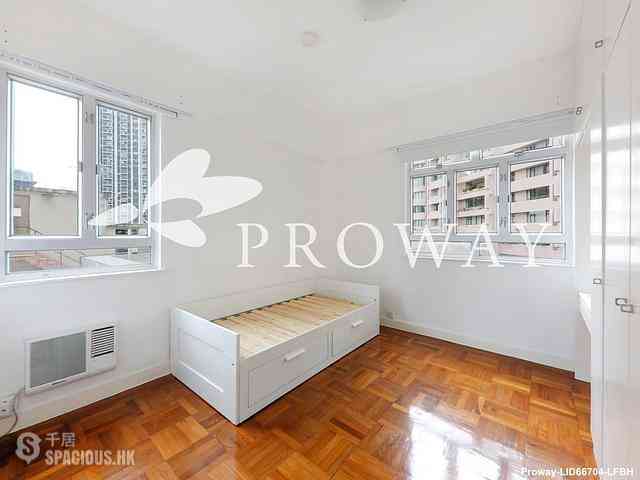 Mid Levels Central - Wing Hong Mansion 07