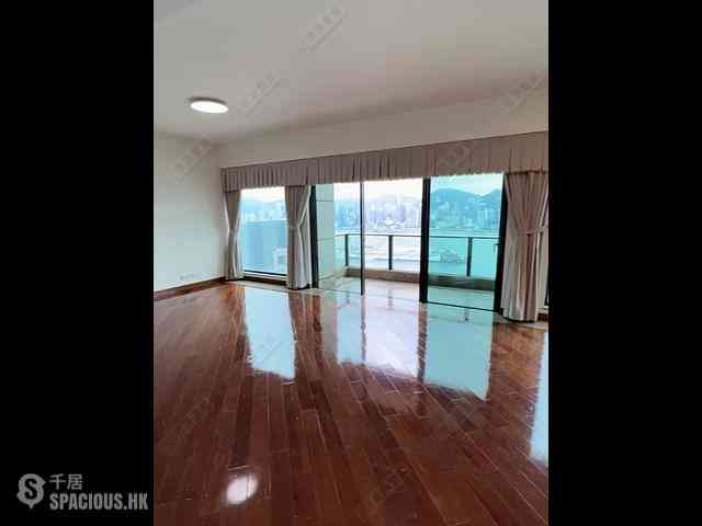 West Kowloon - The Arch Sky Tower (Block 1) 01