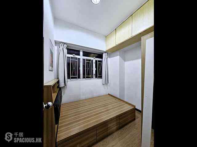 Wan Chai - Man Hing Mansion 02