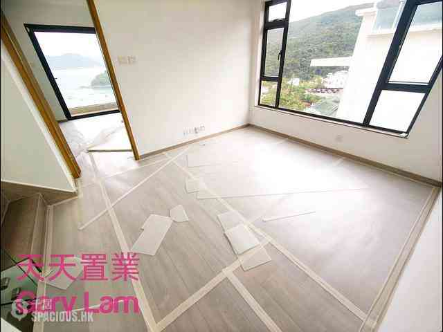 Clear Water Bay - Tai Hang Hau 12