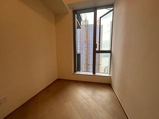Lohas Park - Lohas Park Phase 11C Villa Garda II Tower 2A 10