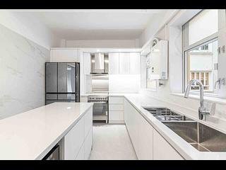 Mid Levels Central - Emerald Court 09