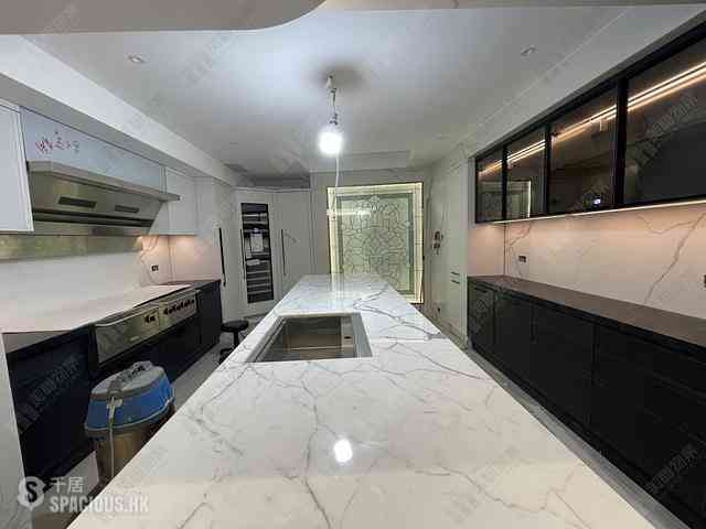 Repulse Bay - 90, Repulse Bay Road 10
