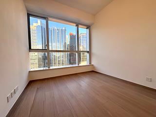 Wong Chuk Hang - Marinella Block 1 05