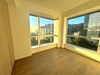 Wong Chuk Hang - Marinella Block 1 06