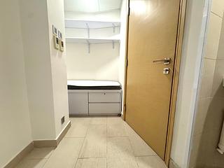 Wong Chuk Hang - Marinella Block 1 08