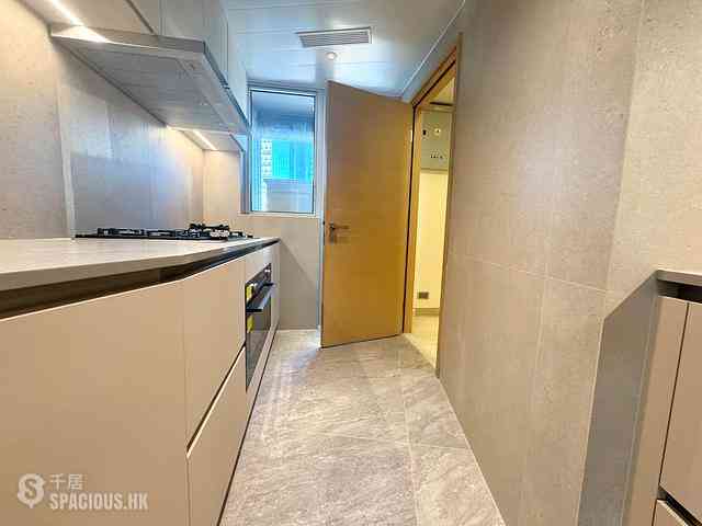 Wong Chuk Hang - Marinella Block 1 10