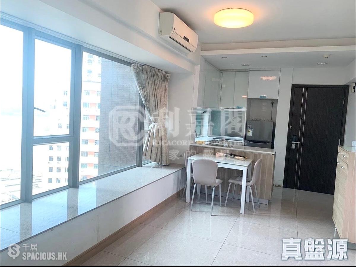 Causeway Bay - Diva 01