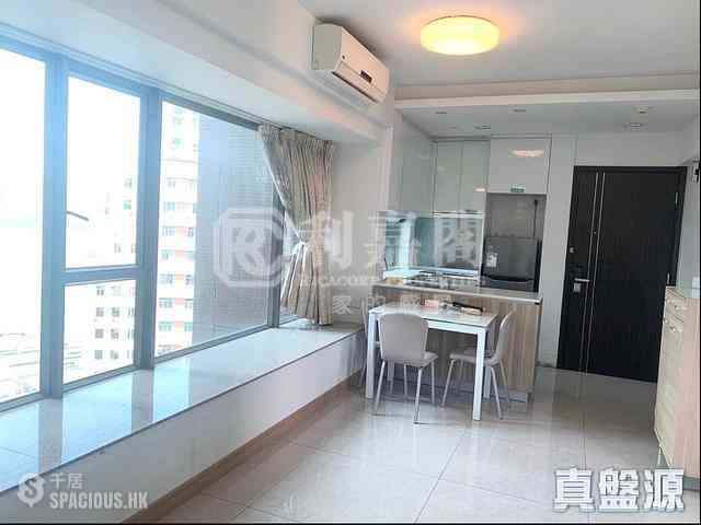 Causeway Bay - Diva 01
