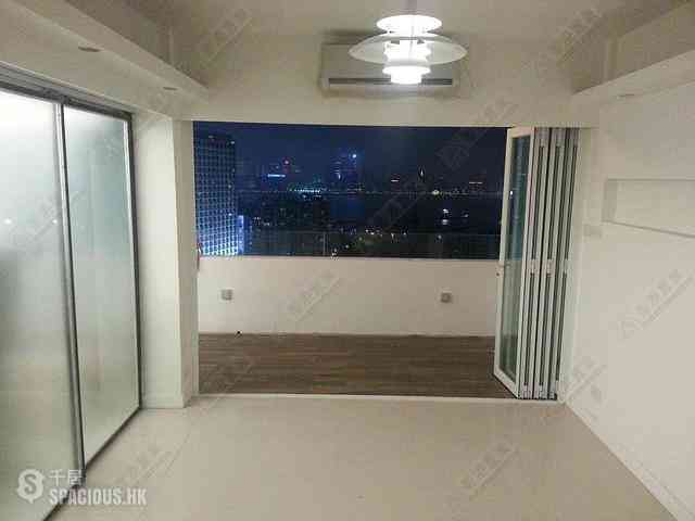 Causeway Bay - Bay View Mansion 05