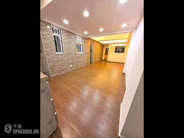 Kennedy Town - Sincere Western House 02