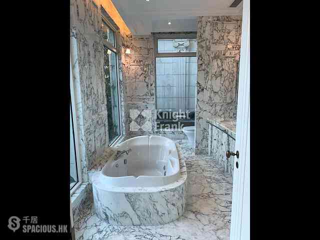 Repulse Bay - 110, Repulse Bay Road 09