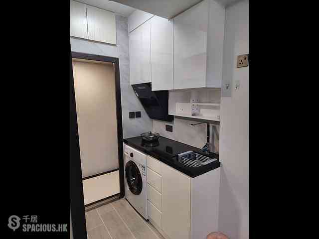 Causeway Bay - Kwong On Building 03