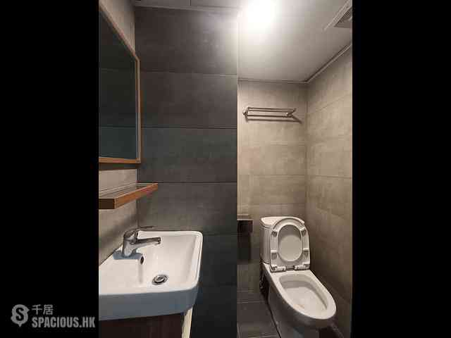 Wan Chai - Woon Yin Building 03