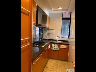 West Kowloon - The Arch Star Tower (Block 2) 05