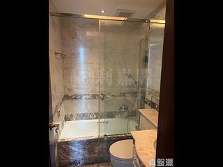 West Kowloon - The Arch Star Tower (Block 2) 08