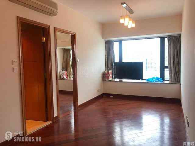 West Kowloon - The Arch Star Tower (Block 2) 11
