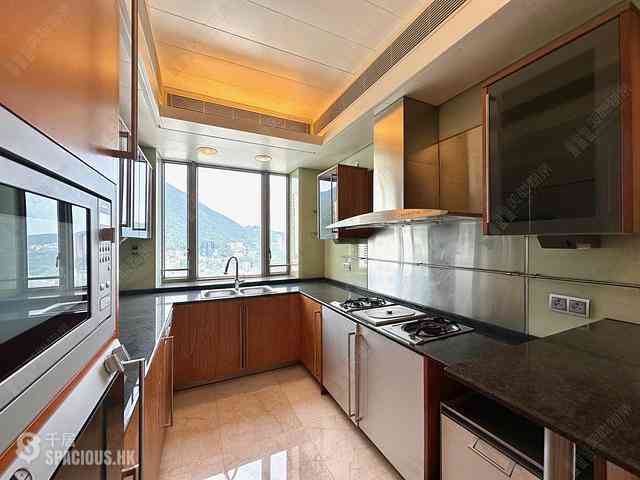 Repulse Bay - Grosvenor Place 08