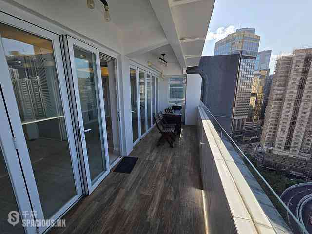 Causeway Bay - Bay View Mansion Block A 04