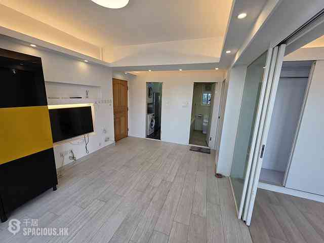 Causeway Bay - Bay View Mansion Block A 08