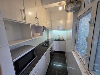 Causeway Bay - Bay View Mansion Block A 11